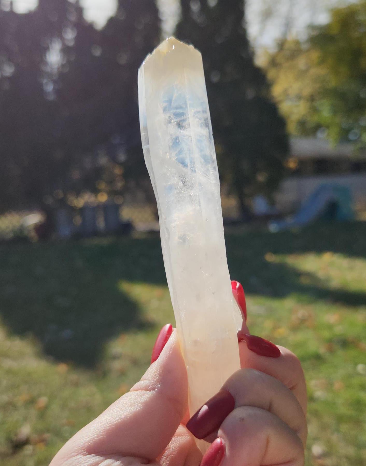 Amazing rare mango quartz, cigar point with smoke from Columbia, self healed