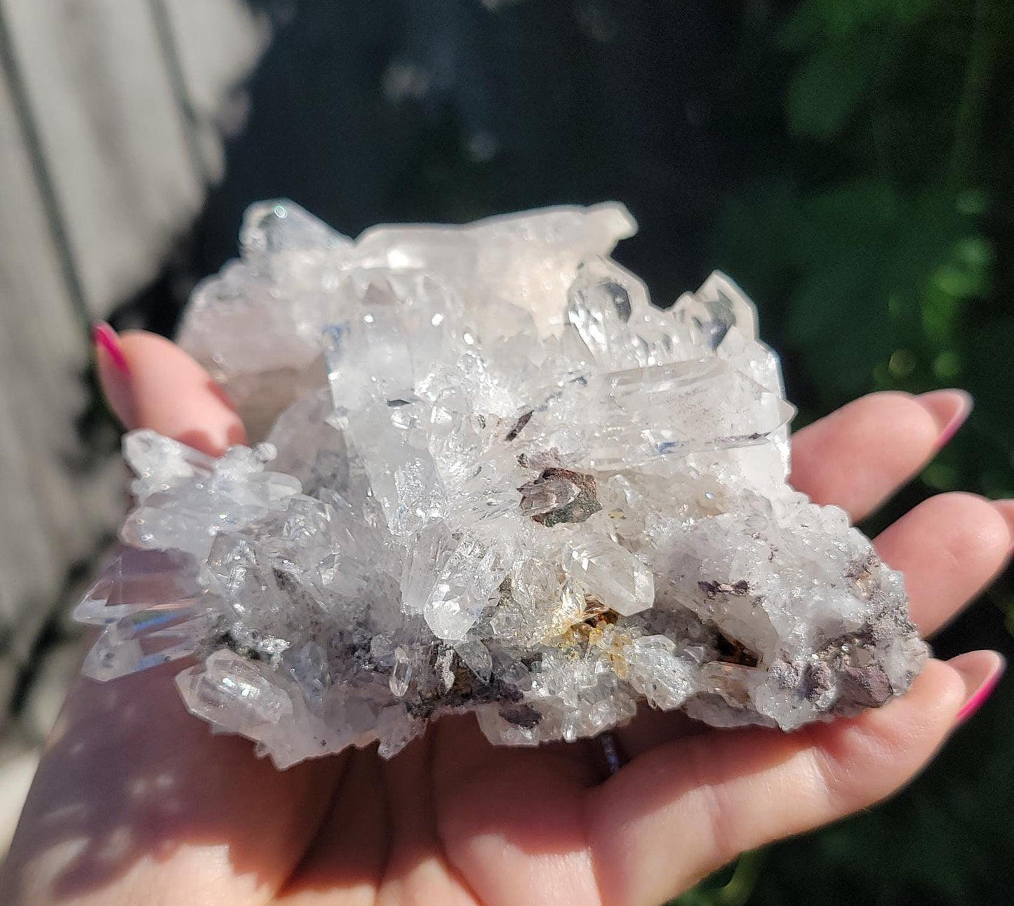 Beautiful large lumarian cluster from Columbia, high quality, with rainbows