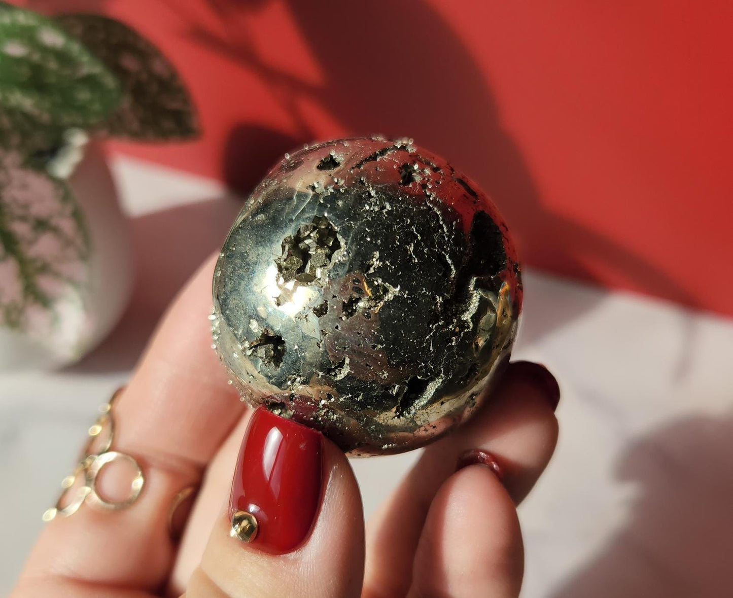 High quality druzy pyrite sphere from Peru, druzy with cubic formations