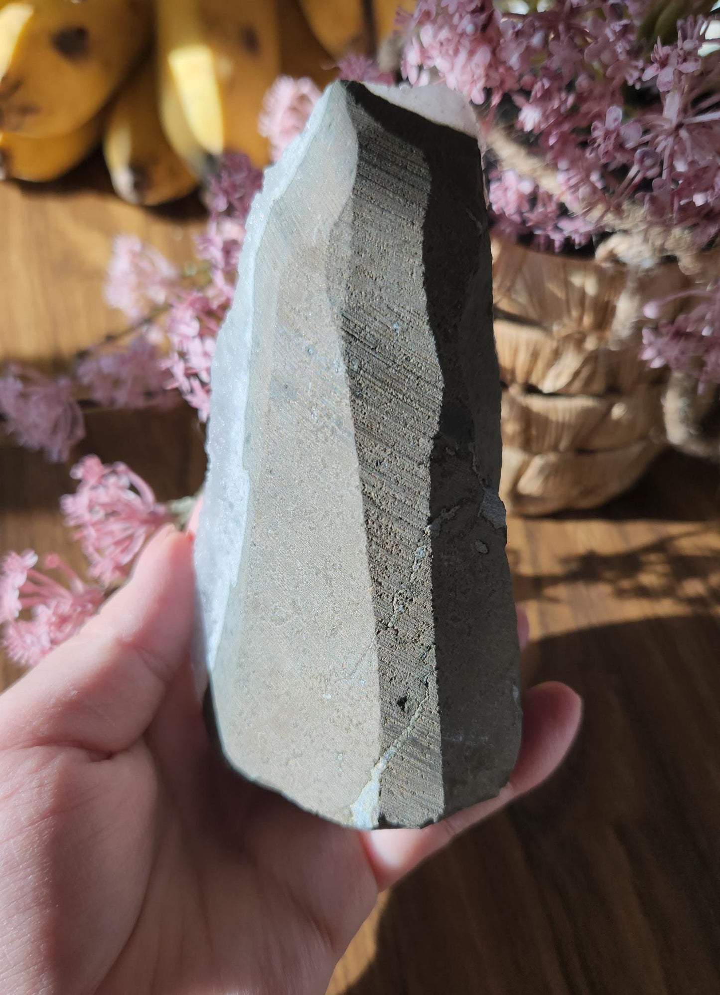 Pretty light lavender amethyst, double crystallization, sugar shine, raw cutbase, natural, from Brazil