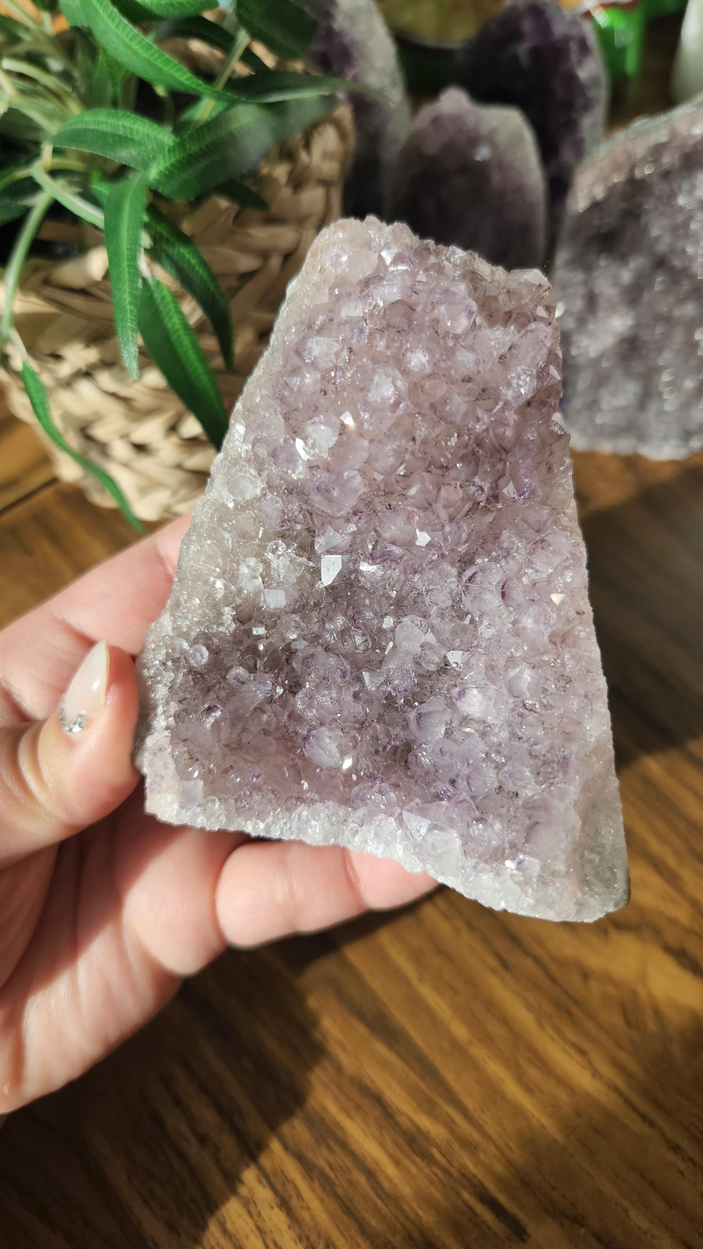 Amazing light purple amethyst, raw cutbase, natural, from Brazil