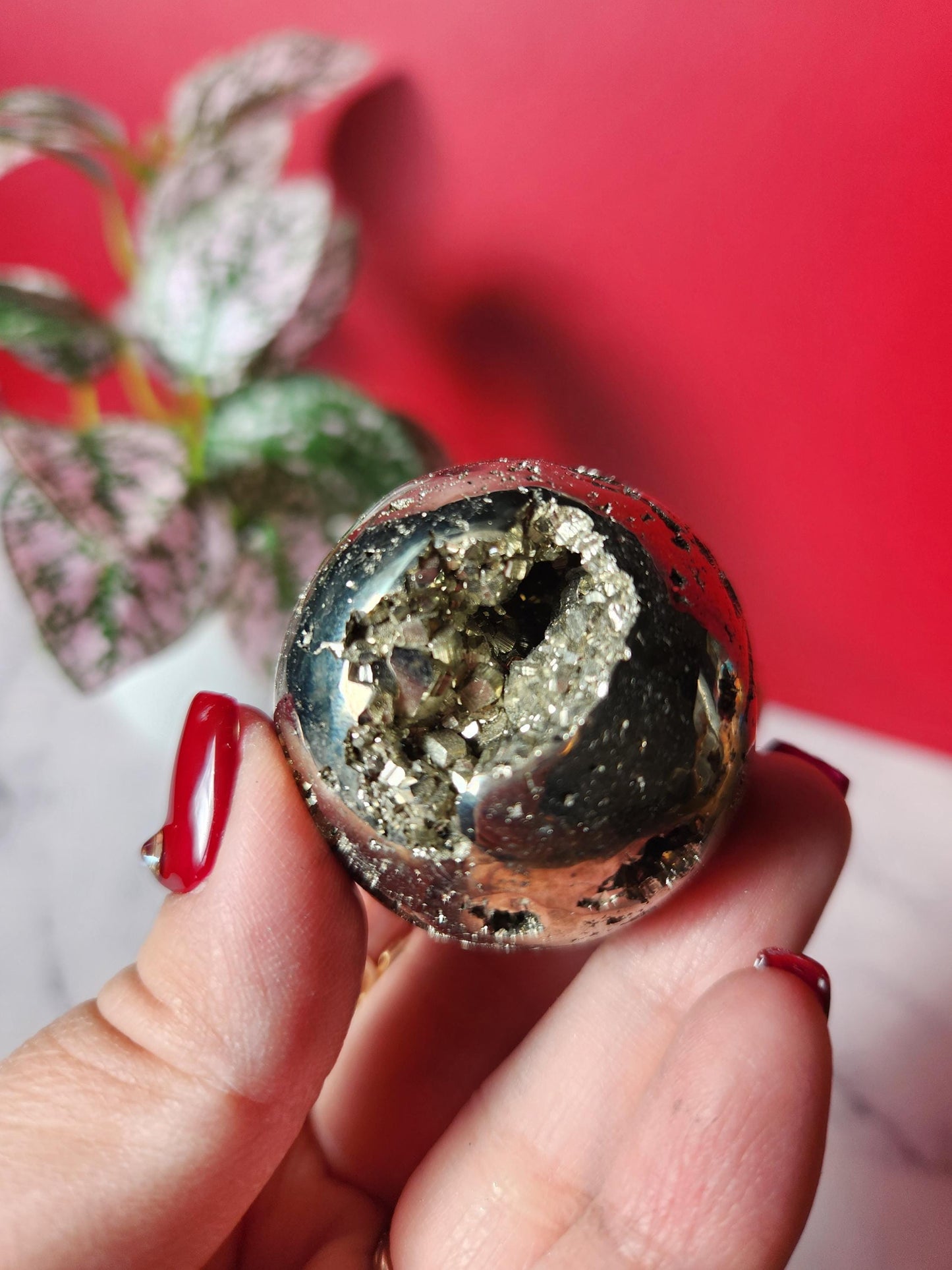 High quality druzy pyrite sphere from Peru, druzy with cubic formations