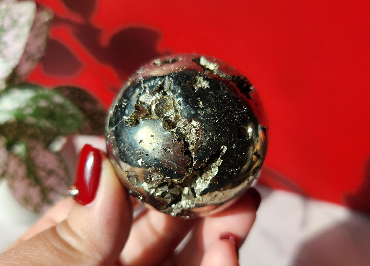 High quality druzy pyrite sphere from Peru, druzy with cubic formations