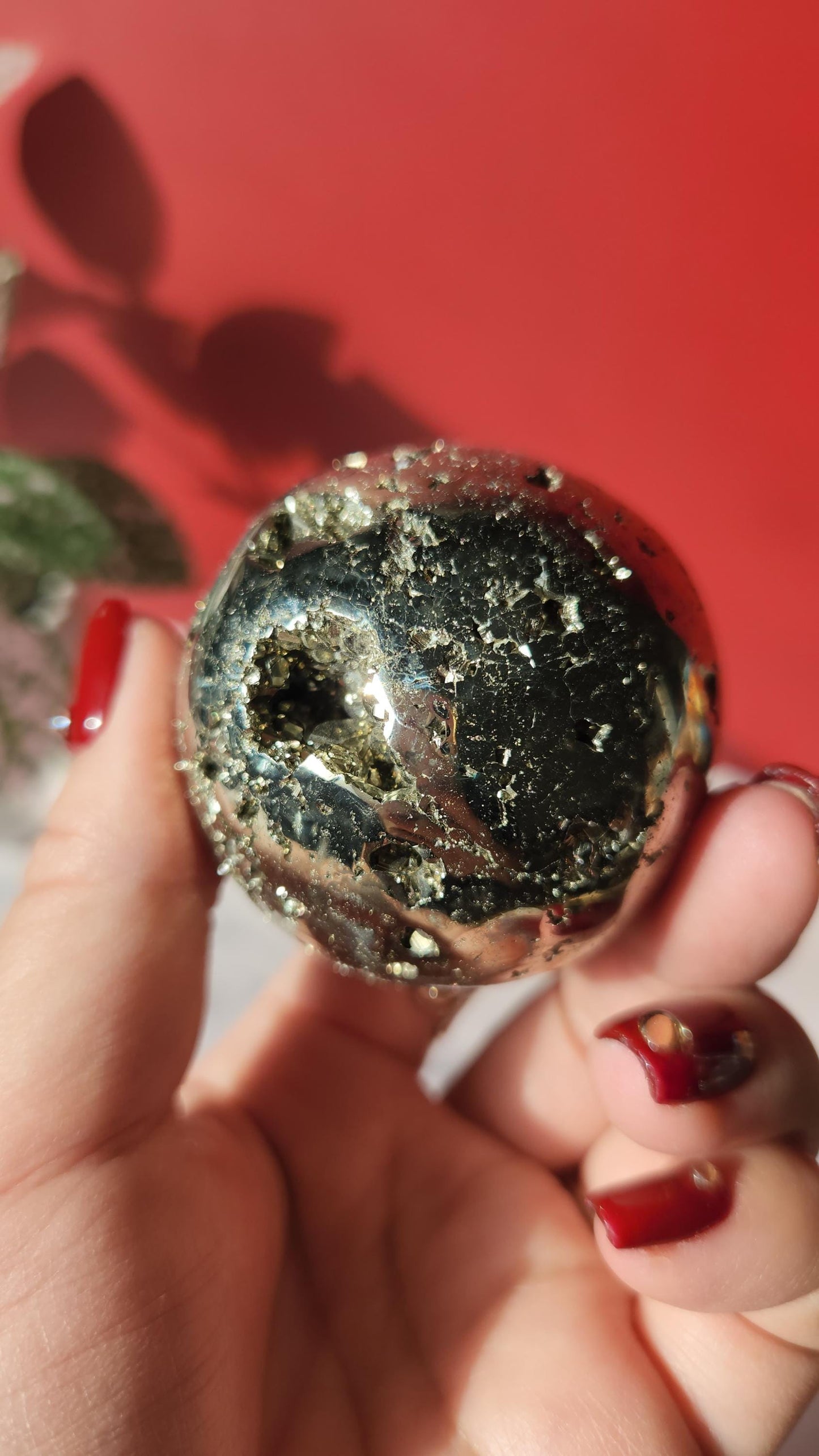 High quality druzy pyrite sphere from Peru, druzy with cubic formations
