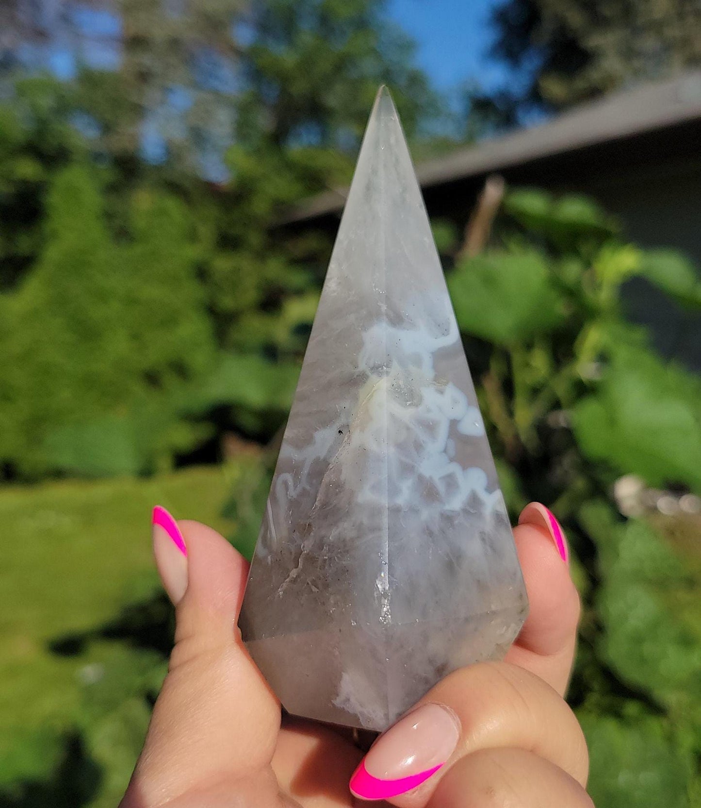 Special high quality quartz agate diamond with stunning agate banding, sparkly druzy, and calcite inclusions from Brazil