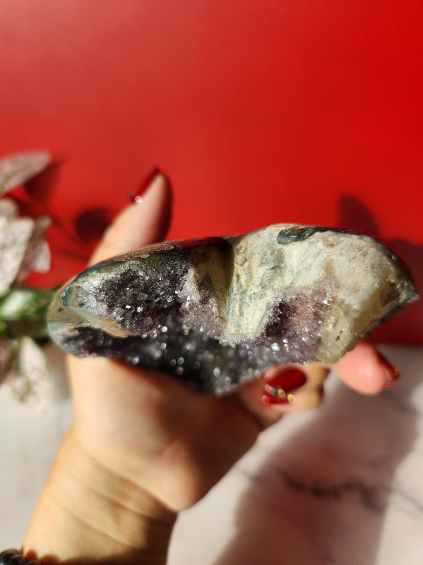 Beautiful natural amethyst heart with amazing rainbow calcite from Brazil, custom stand is included