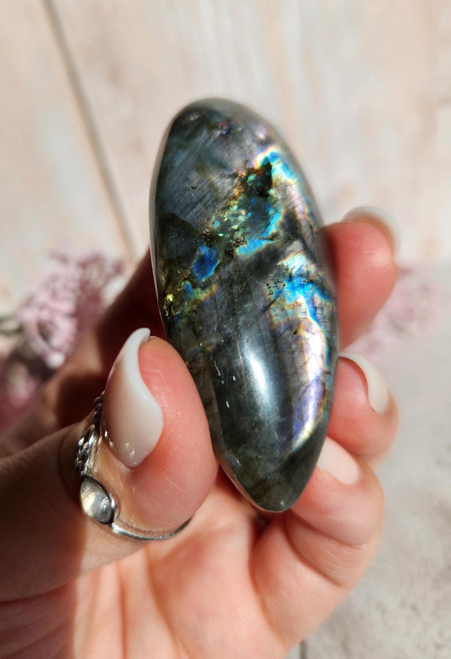 Beautiful bright lavender purple labradorite, dua flash, tear drop/spear with silver sheen from Finland