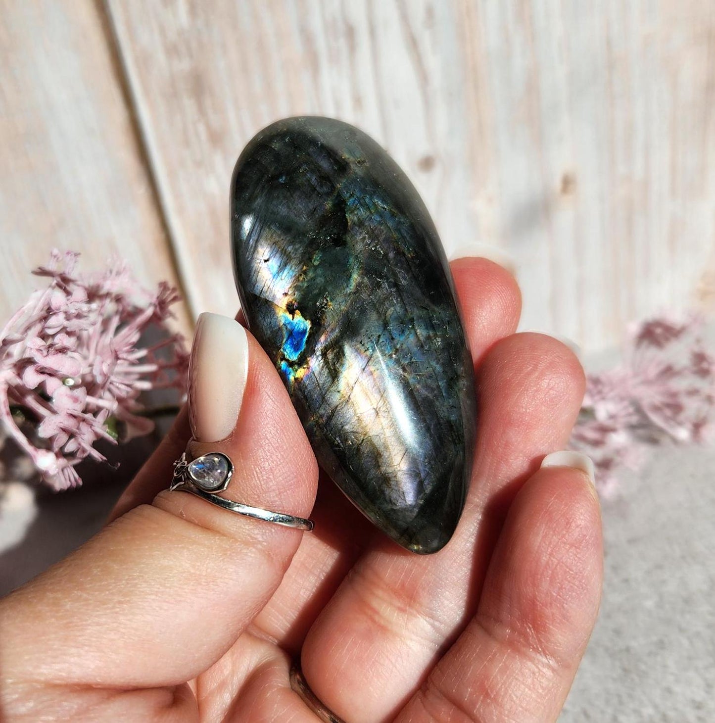 Beautiful bright lavender purple labradorite, dua flash, tear drop/spear with silver sheen from Finland
