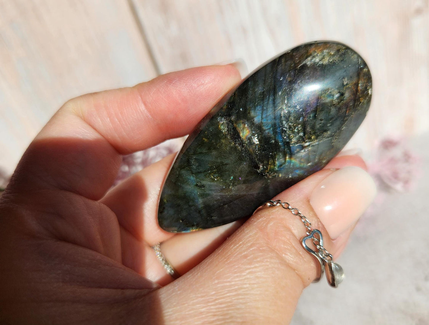 Beautiful bright lavender purple labradorite, dua flash, tear drop/spear with silver sheen from Finland