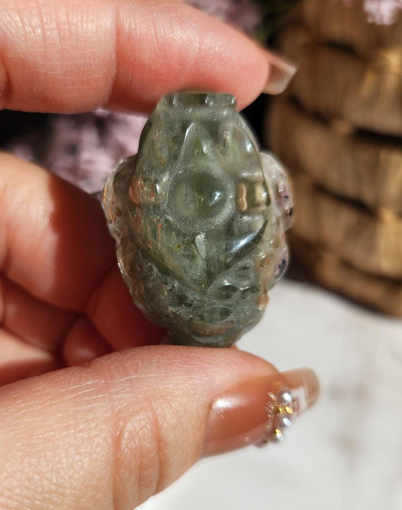 AAA green chlorite with pink garden quartz money toad carvings, money frog