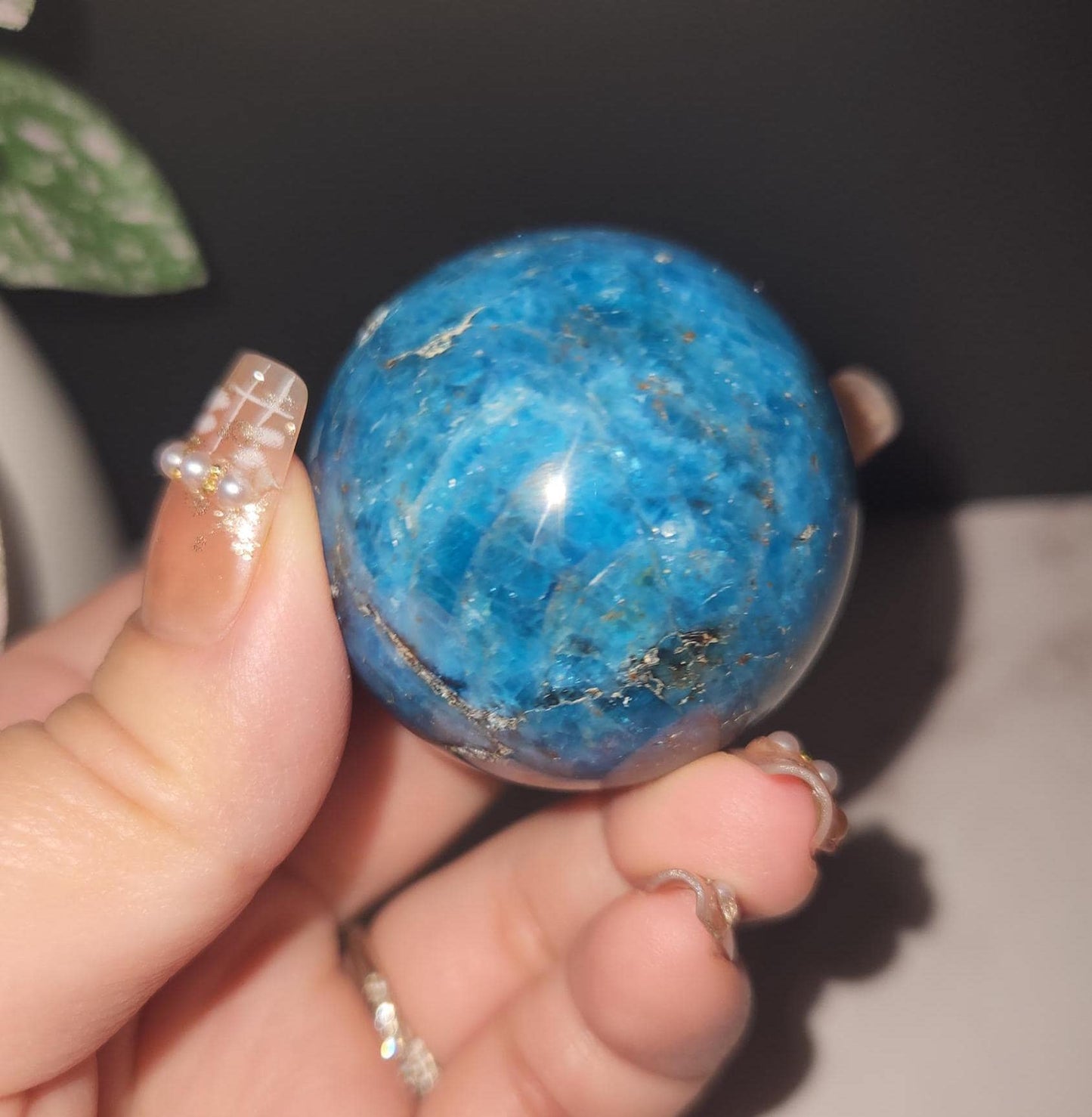 Beautiful natural blue appetite sphere with flash, B