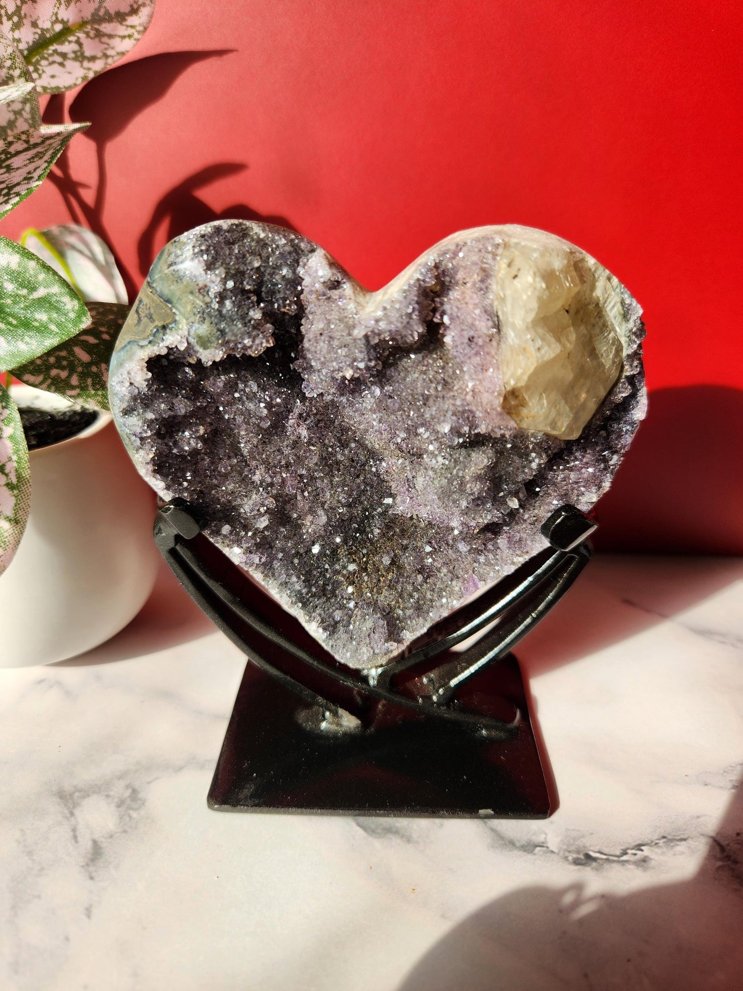 Beautiful natural amethyst heart with amazing rainbow calcite from Brazil, custom stand is included