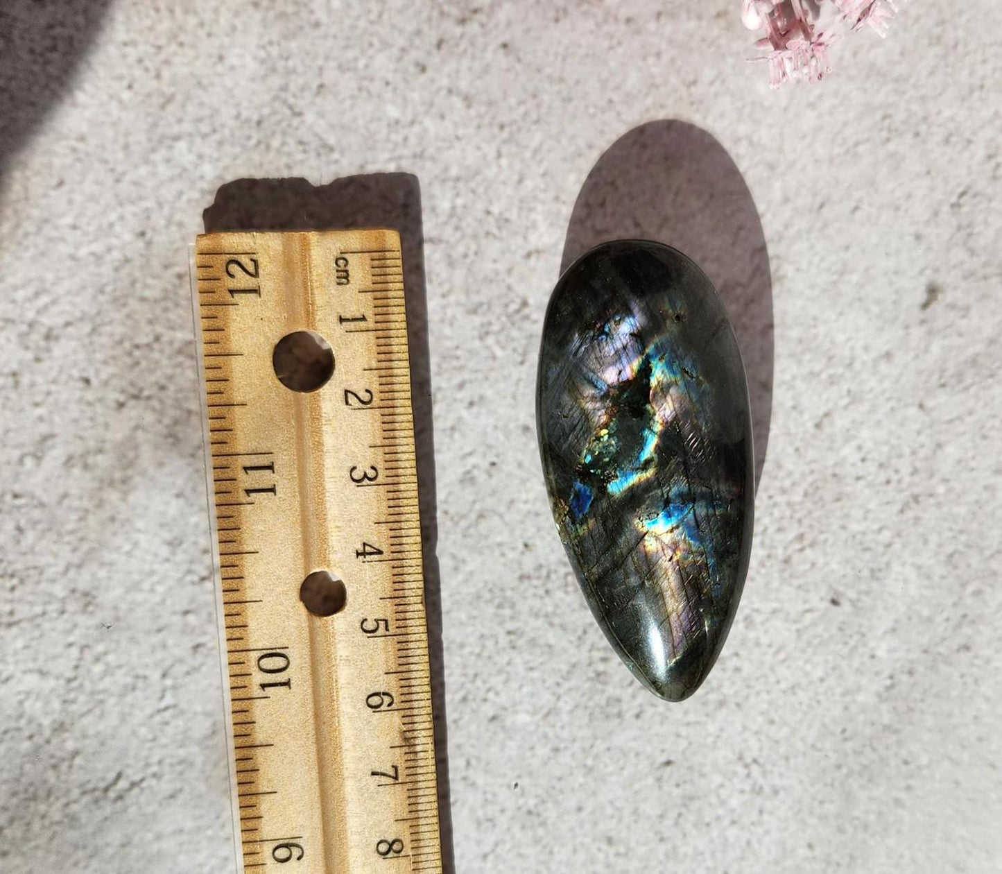 Beautiful bright lavender purple labradorite, dua flash, tear drop/spear with silver sheen from Finland