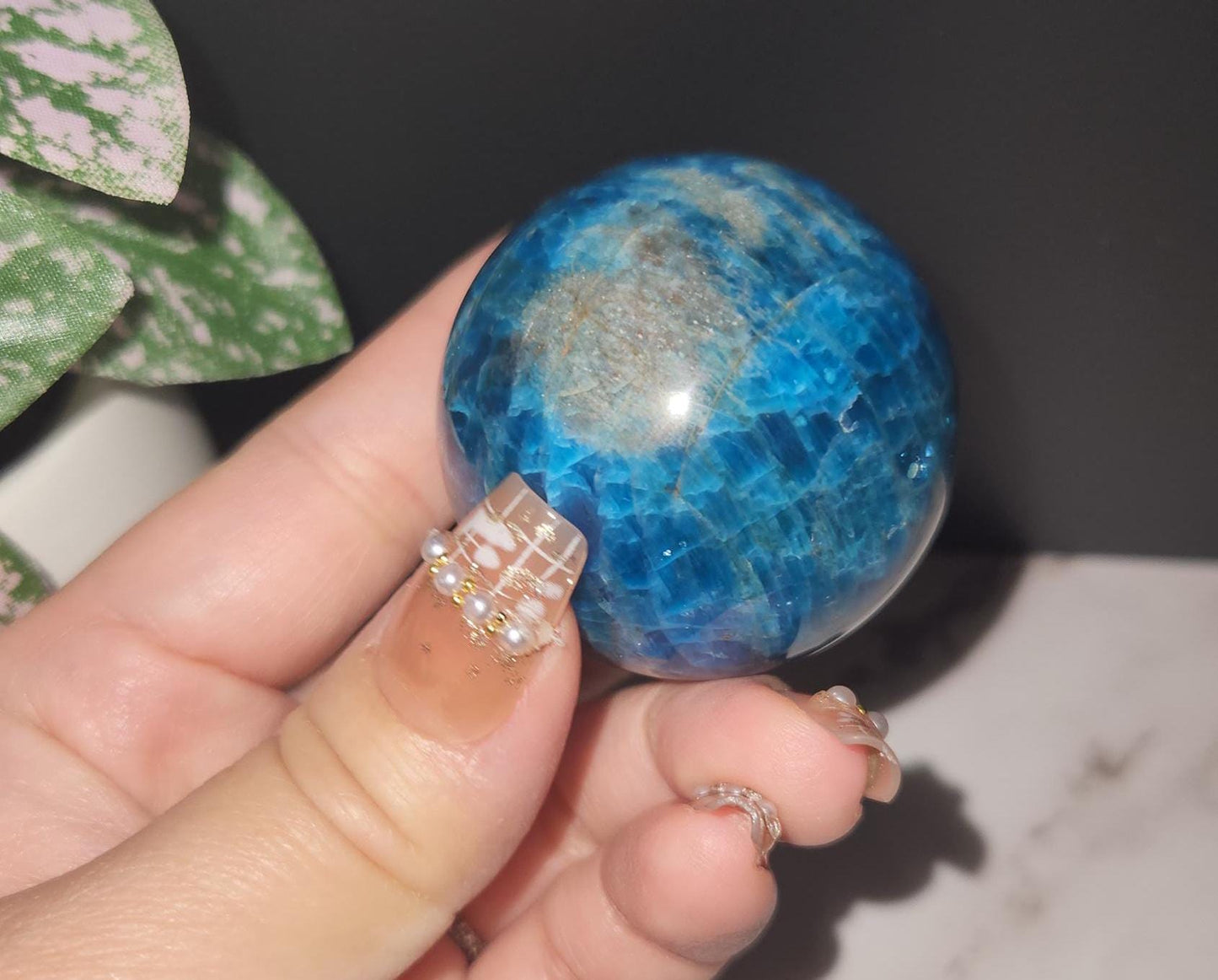Beautiful natural blue appetite sphere with flash, A, 44.1mm