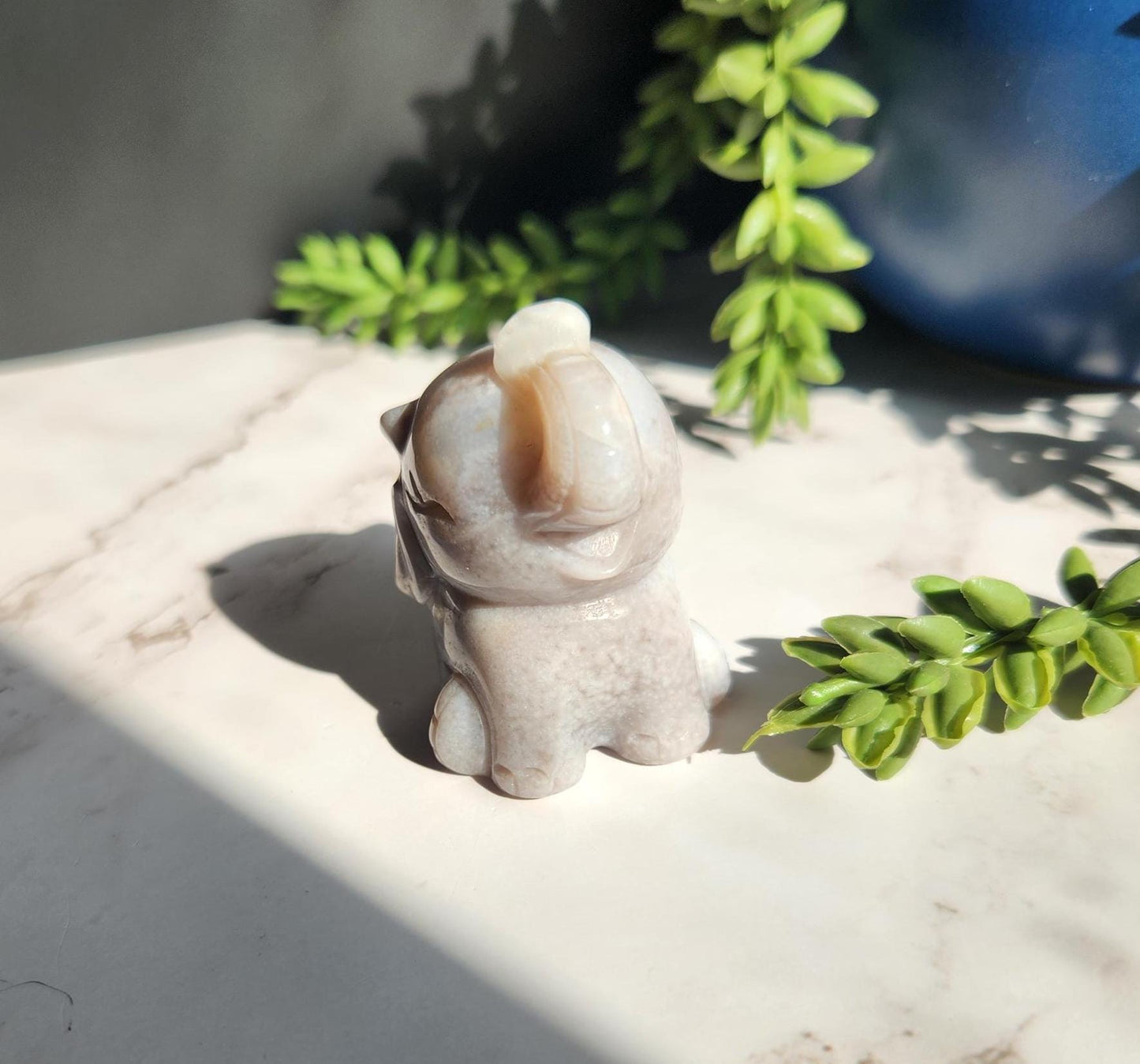 Beautiful happy hand carved pink amethyst flower agate elephant, natural