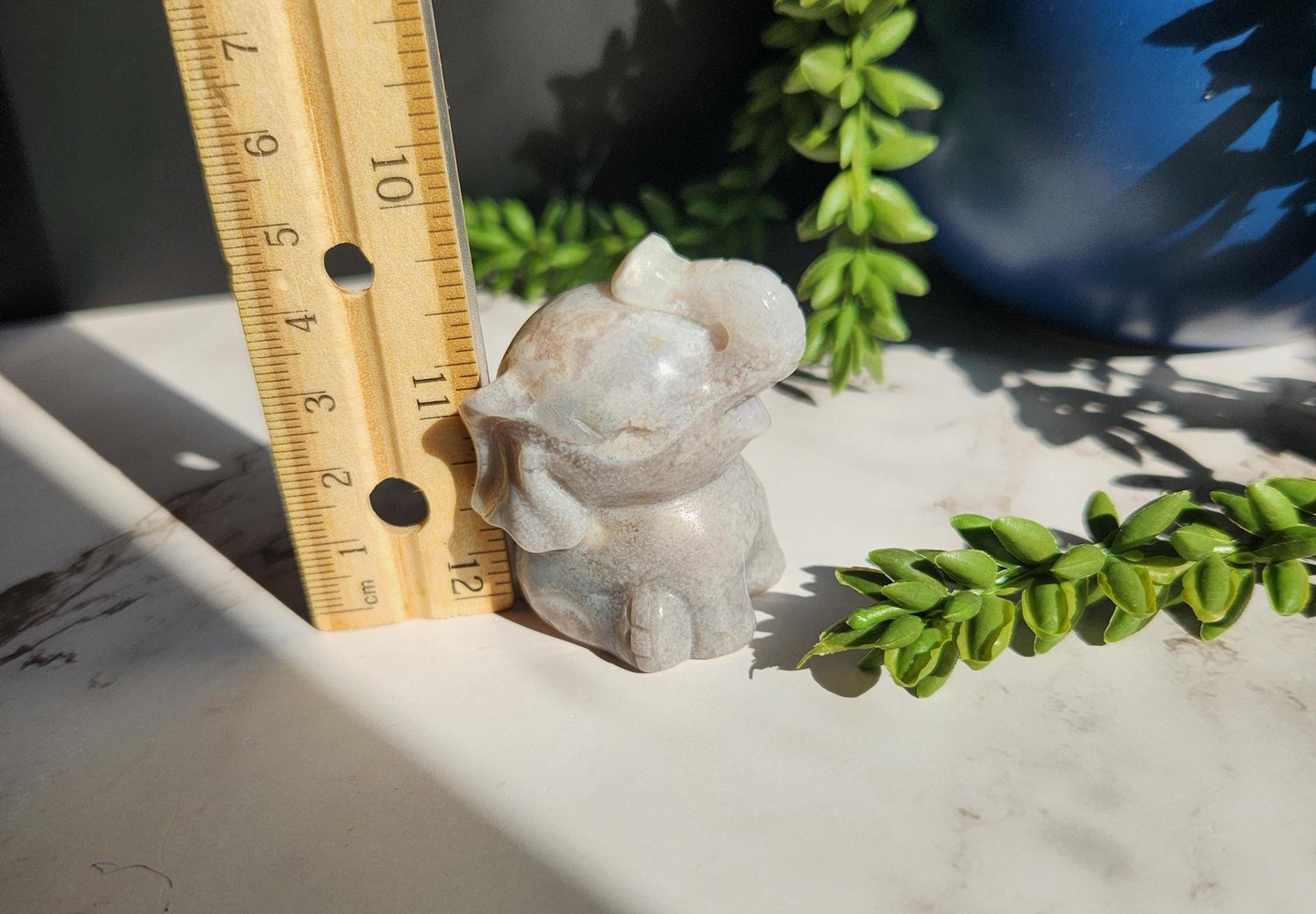 Beautiful happy hand carved pink amethyst flower agate elephant, natural