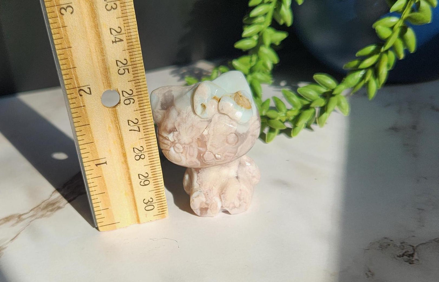 Beautiful green flower agate hello kitty carving, natural