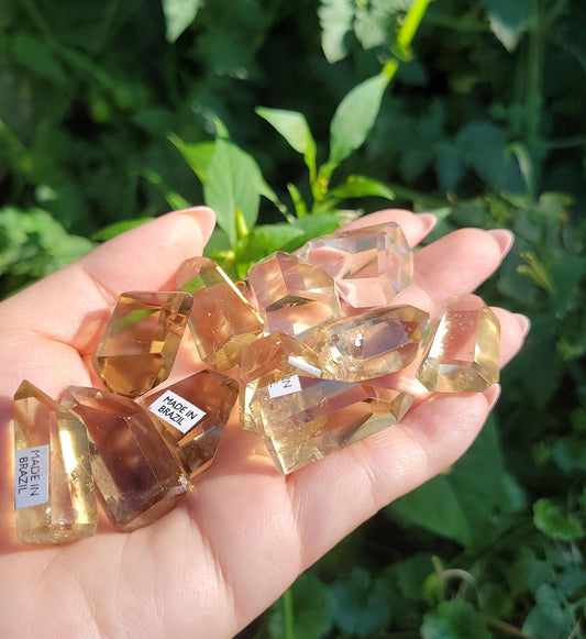Beautiful mini citrine point with from Brazil, genuine, polished, untreated