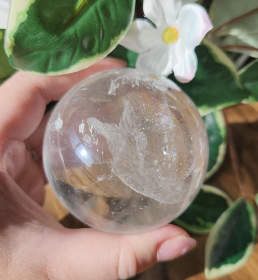High quality lemurian clear quartz sphere with rainbows and inclusions, from the Tocantins mine in Brazil, authentic lemurian 146L  67.1mm