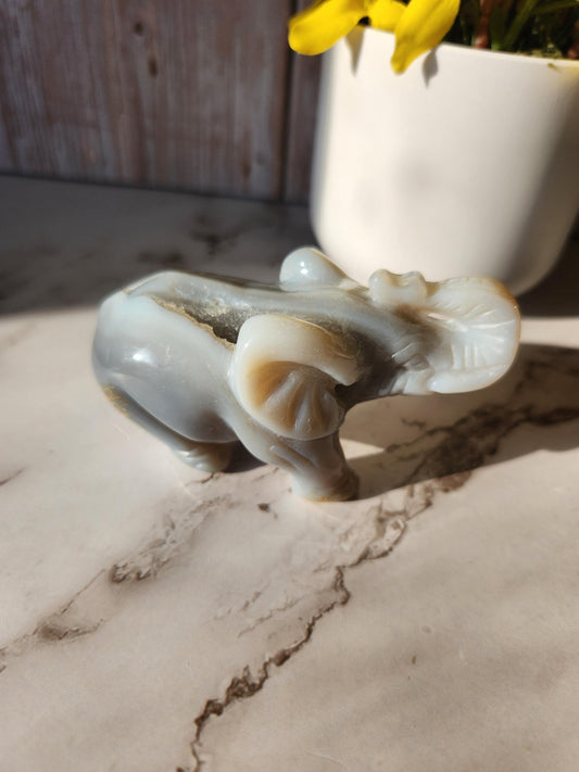 Hand carved elephant light blue gray agate with a sparkly druzy pocket, natural, pretty banding