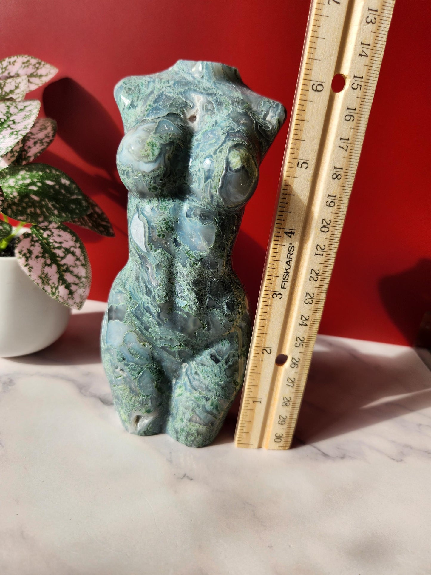 AAA high quality large moss agate lady body carving with druzy quartz pocket, goddess body, home decor