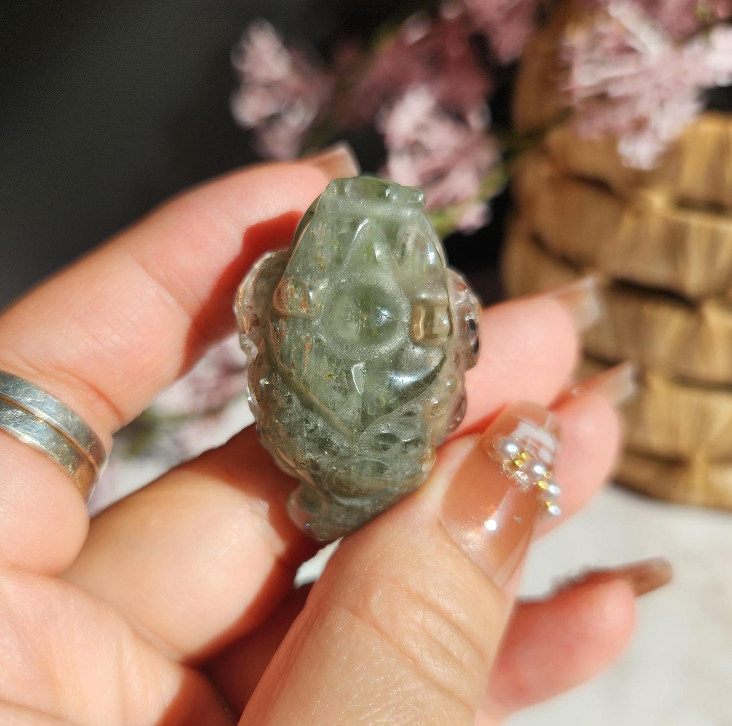 AAA green chlorite with pink garden quartz money toad carvings, money frog