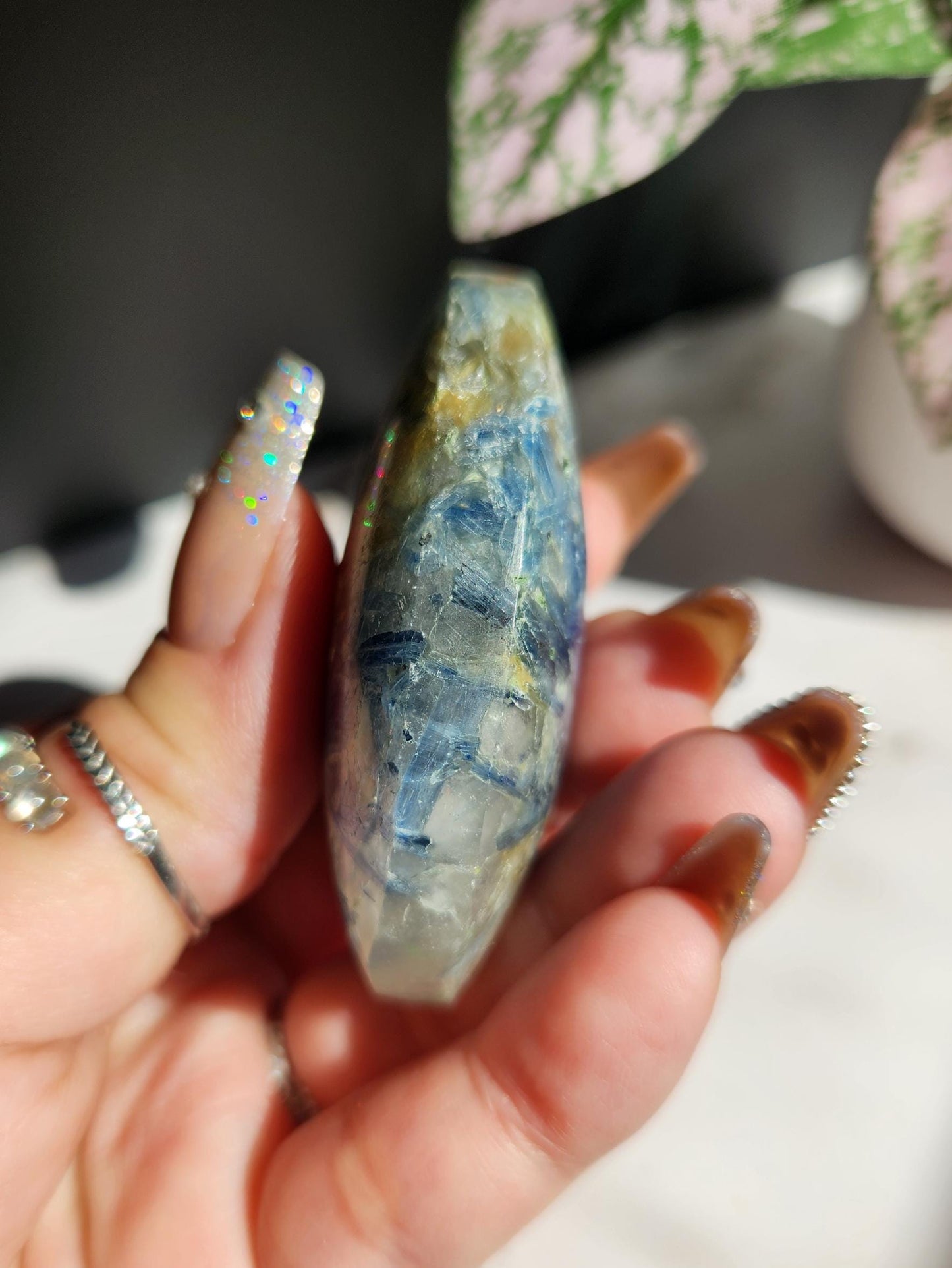AAA natural blue Kyanite quartz palm stone with quartz and iron inclusions, pocket stone 34B