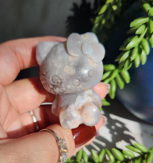 Beautiful flower agate hello kitty carving, natural