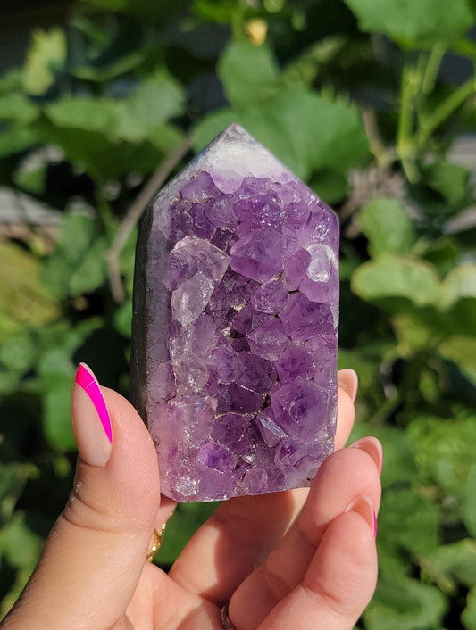 Gorgeous purple amethyst cluster tower with quartz, natural, from Brazil