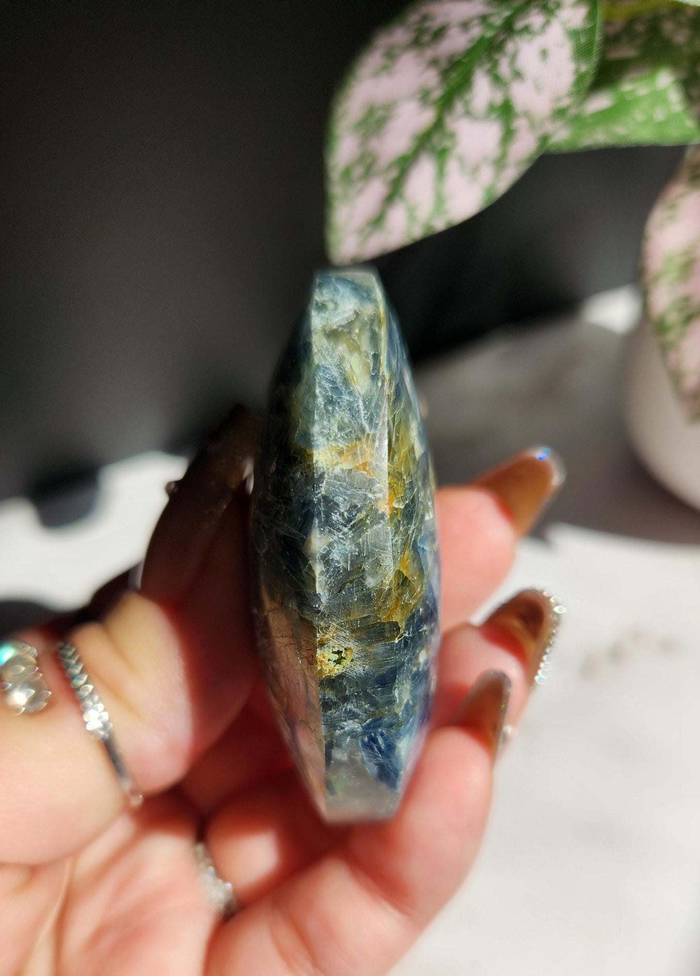 AAA natural blue Kyanite quartz palm stone with quartz and iron inclusions, pocket stone 34B