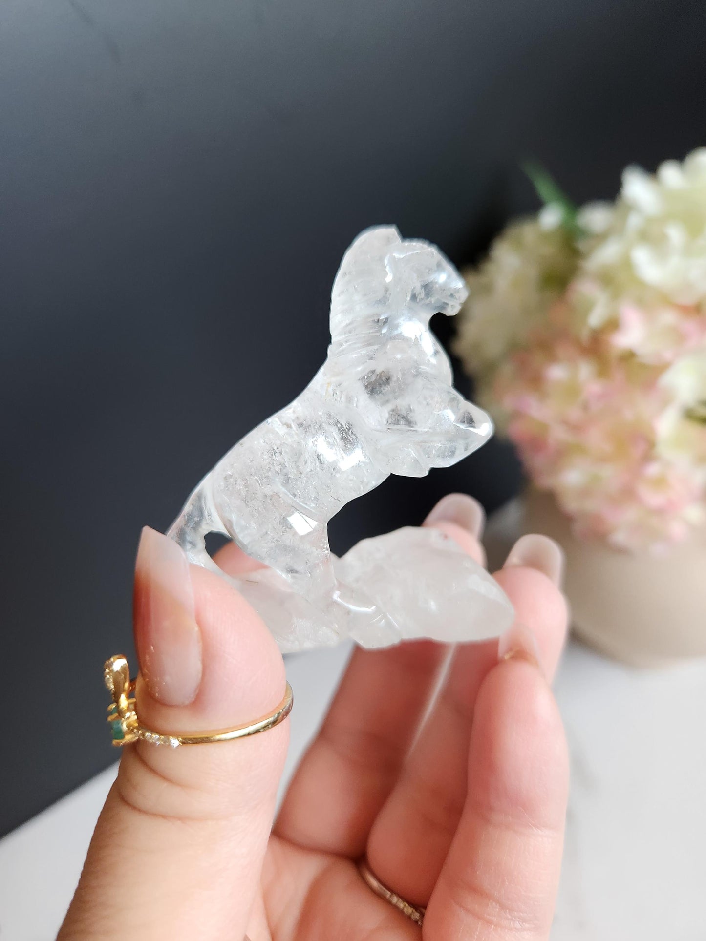 Amazing hand carved clear quartz horse, home decor, self standing B